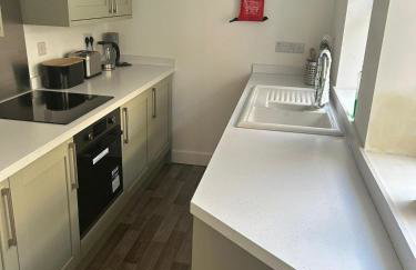 3 Double Bedroom Home-Sleeps 8 - Castle Donnington - Foto 19