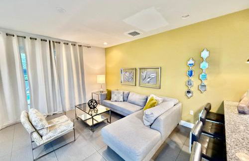 Grand Retreat 3BR Townhouse near Disney Parks - Foto 10