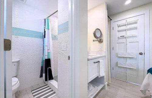 Just Beachy! One bed one bath charmer steps to beach - Photo 14