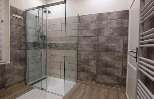 Cocon d'Hiver - Netflix & Wifi - Parking Gratuit - check-in 24H24 - Kit Bébé disponible sur demande - Emplacement Vélos - GoodMarning - Foto 19