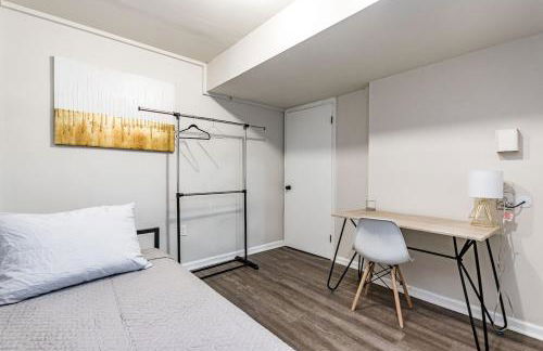 5br w community Pool close to North Hills! - Foto 18