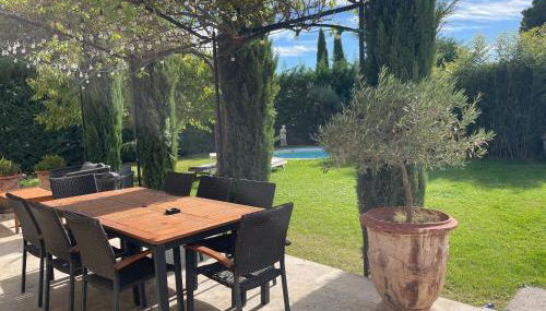 Villa proche d'Avignon. - Foto 1, Garden, Garden view