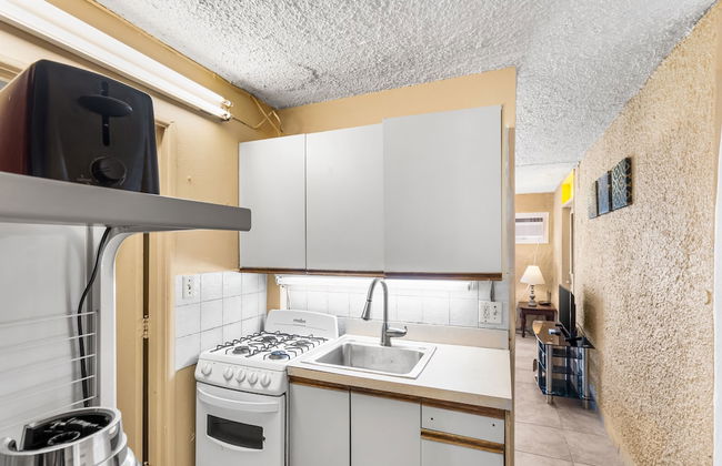 Caribbean Home With A View 1 Bedroom Condo by RedAwning - Photo 8