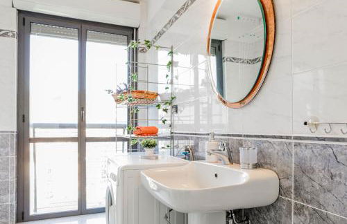 H11 [Colombo 51] Vista Mare - Centro - Foto 15