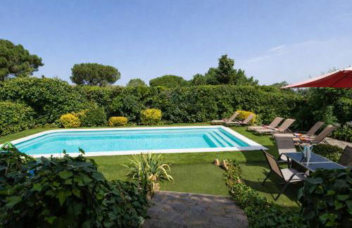 2 Private Abodes in One Magnificent Villa! - Foto 43