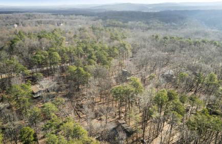 Zen Vibe w Fireplace Grill Deck & Screened Porch - Foto 44