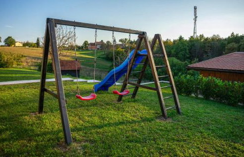 Awesome Home In Jamnica Pisarovinska With Sauna - Foto 18