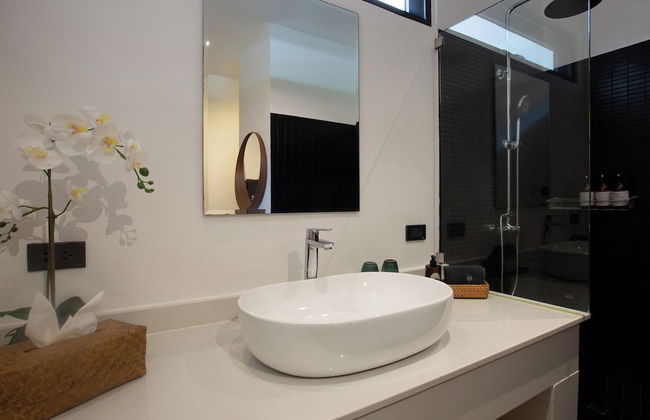 Villa Thansamaay by Elite Havens - Photo 18