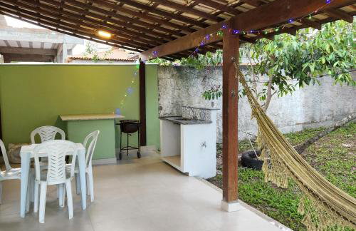 Casa confortável pertinho da praia com garagem e quintal - Foto 47