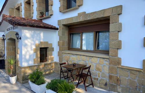 Apartamento familiar con jardín y parking privado - Foto 10