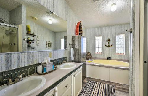 2 Living Rooms Crescent City Home - Foto 14