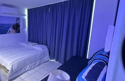 Dans un cadre d'exception, Vue mer panoramique à Agay Côte d'Azur, Village Vacances Cap Esterel, 2 chambres, avec jardin, golf, climatisation, Wifi, 5 piscines - Foto 18