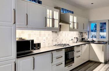 Luxury home in prime location Steps from WoodGreen - Foto 12