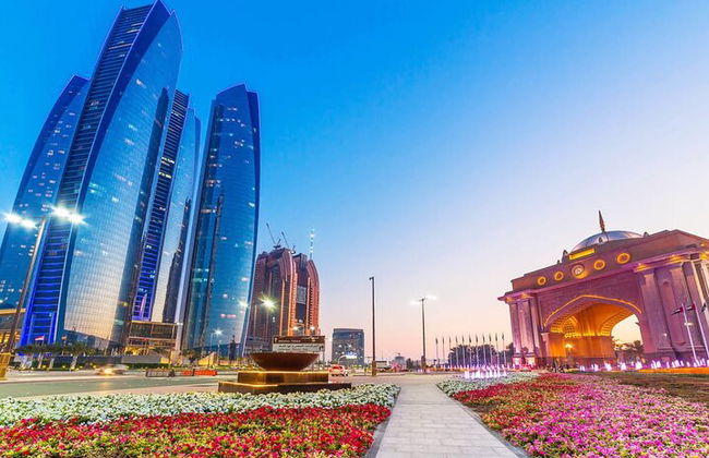 Tour privado de día completo por la ciudad de Abu Dabi con guía turístico profesional - Foto 3