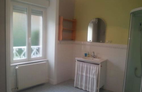 Gite au sein du Parc des Volcans d'Auvergne, tous commerces à pied - Photo 11