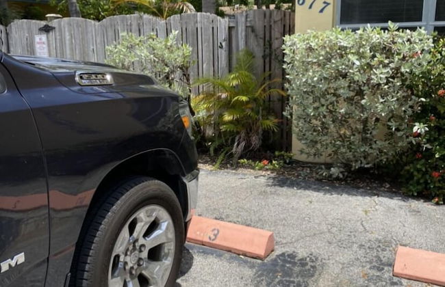 Just Beachy Apt 3 in Fort Lauderdale - Photo 20