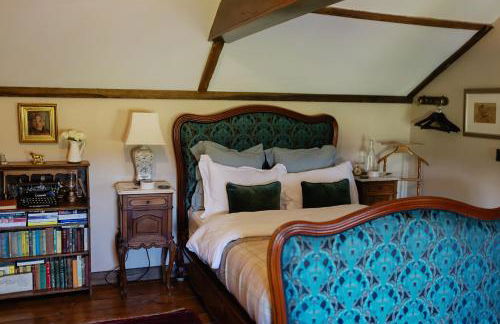 Gablebach Cottage With outdoor tub & log burner - Photo 11