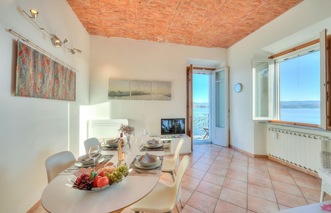 Lago Magico Pied Dans L Eau - Foto 6