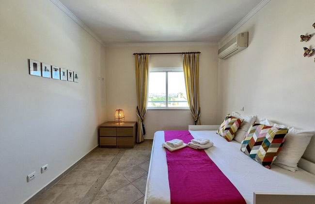 Albufeira Valley 1 With Pool by Homing - Photo 3