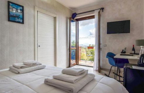 Nice Home In Sant'alfio With Sauna - Foto 29