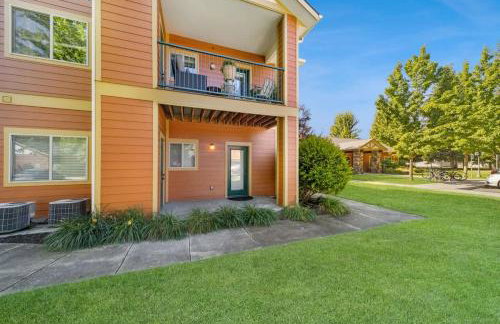 Condo with Sauna & Fitness Center, Extended Stay Savings - Foto 5