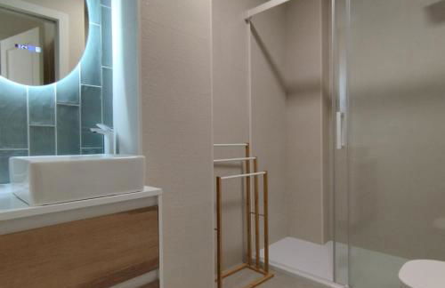 Apartamento reformado con vistas al mar - Photo 22