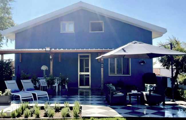 Ettore 3-bed Villa - Sleeps 6, Garden & Parking - Foto 1