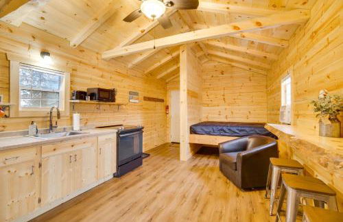 Mauston Studio Cabin about 15 Mi to Wisconsin Dells! - Foto 4