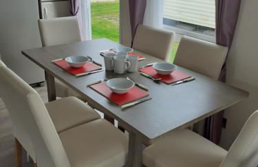 3 Bedroom caravan St osyth beach holiday park with free WiFi and parking - Foto 10