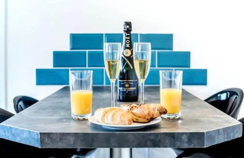 Halford House 3 Bed Town Centre Home from Home with Parking for 2 cars Prime Location Tamworth - Photo 41