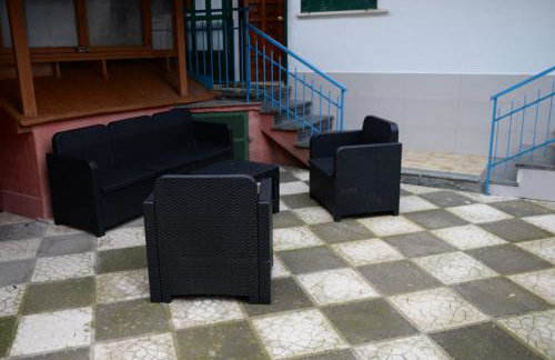 Coastal Cliff, Amalfi - Photo 11