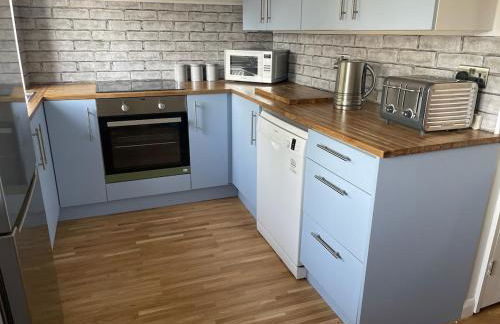 Stylish & Spacious 2 Storey, 3 Bed Apartment - Foto 17