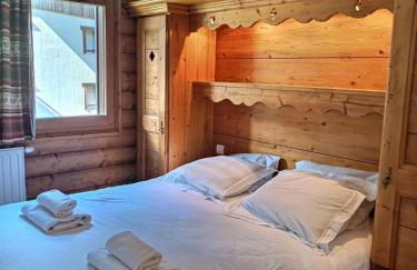 Au cœur de Chamonix – La Ginabelle, Calme avec Piscine, Sauna & Garage - Photo 16