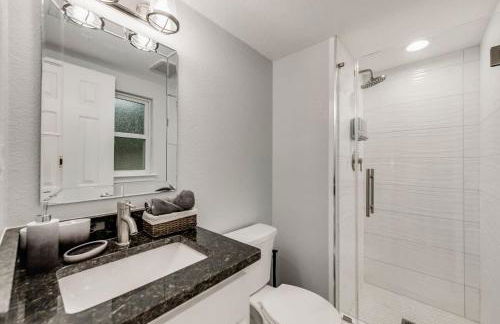 Luxury Home w Hot Tub near AT&T Stadium - Foto 19