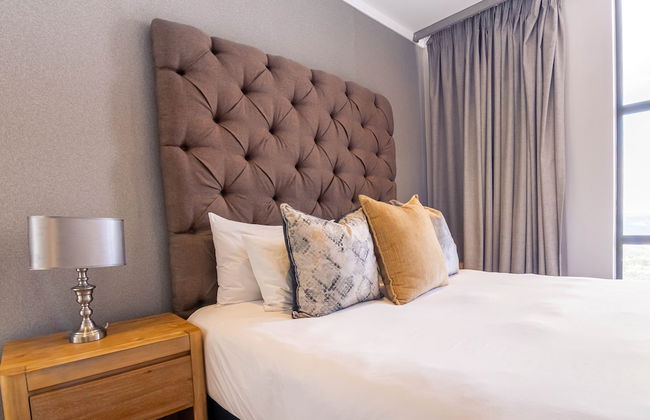 Sandton Smart Apartment Seventeen - Photo 8