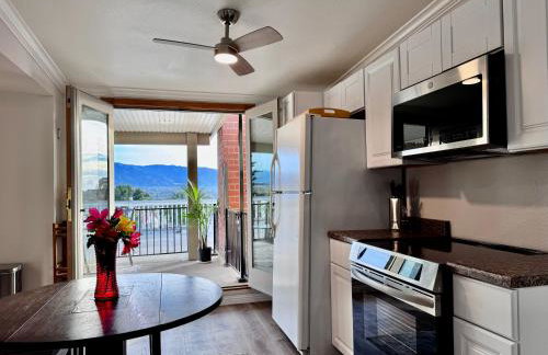 Quiet Comfort Suite 2B1B Skyline View - Photo 17