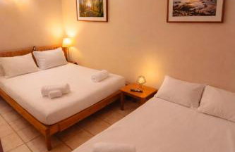 Derveni Seaside Apartments - Deluxe Sea View Penthouse Jacuzzi-BBQ & Groundfloor Garden View Apartment - Foto 40