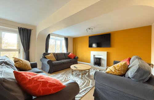 Stunning 4 BR Townhouse for 8 With Free Parking - Foto 1