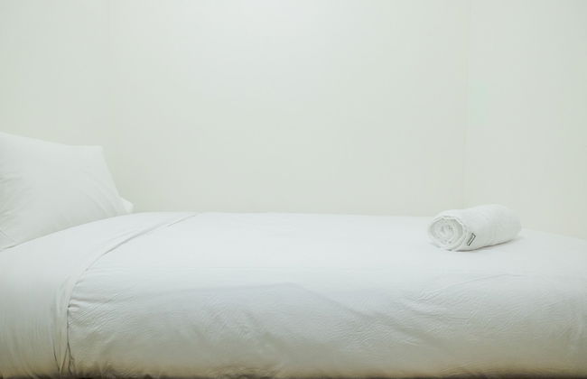 Spacious and Comfortable 2BR Cinere Resort Apartment - Photo 5