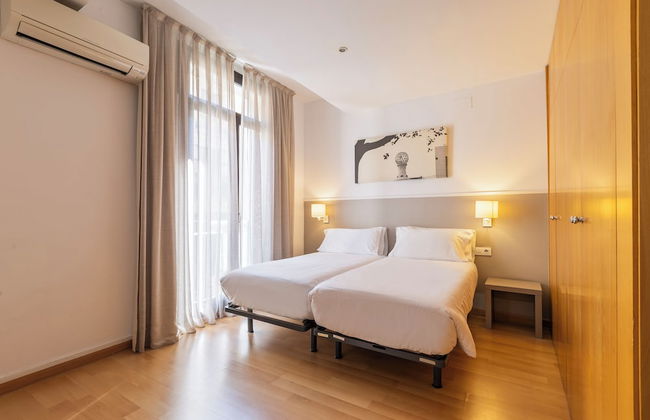 Aspasios Plaza Real Apartments - Foto 5