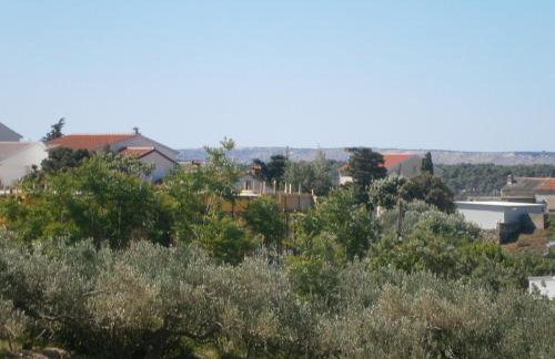 Zobić Family Apartments - Photo 25