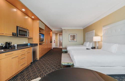 TRUMP 56th Floor - Sphere and Strip View - No Resort Fees - Photo 27