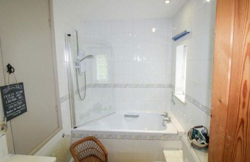 Milldam Cottage a characterful cottage in an elevated location above Coniston with walks from the door - Foto 11