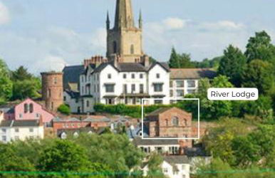 Luxury Riverside Duplex Apartment for 4 - Photo 14