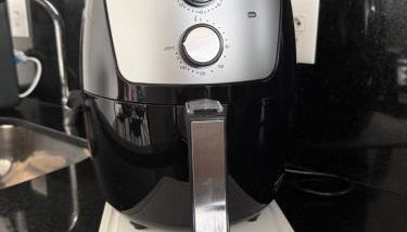 Estilo e Conforto - 1 quadra da praia - Foto 3