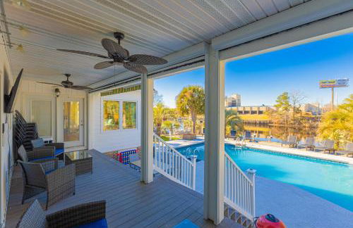 Paradise on Ocean Waterway Huge 5000 sq ft w Private Pool, Boat Dock, Grand Piano, Game Tables, BBQ, 1 acre Yard, Crib, Sleeps 34 - Photo 29