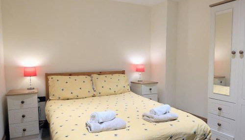 The Cloisters, Muston - Foto 2, towels, wardrobe