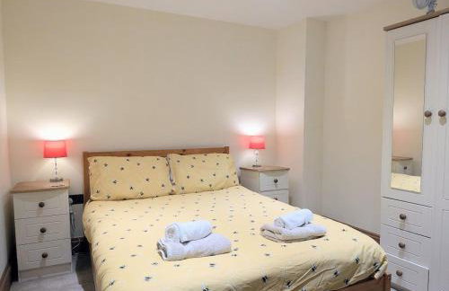 The Cloisters, Muston - Photo 2