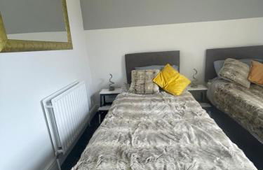 Trendy Contractor&Leisure Stay,SelfCheckin Parking - Photo 3