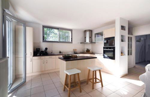 Guilhermy - Maison contemporaine avec jardin - Foto 3